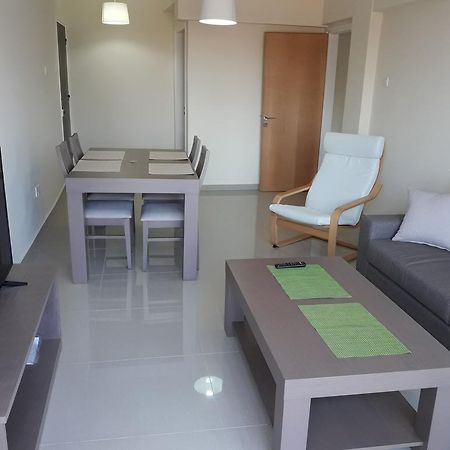 32 Hill Court Apartment Larnaca Exterior photo